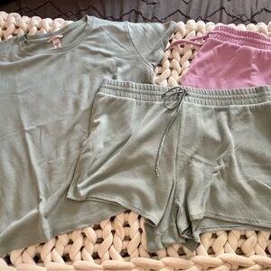 Victoria's Secret Green and Pink Pajama Set size XL